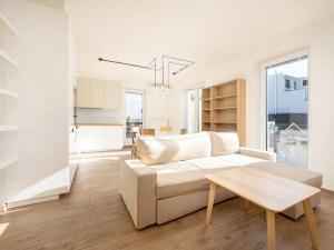 Pronájem bytu 2+kk, Brno, Kallabova, 55 m2