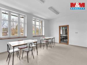 Pronájem skladu, Lázně Bělohrad, Nádražní, 350 m2