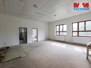 Prodej výrobních prostor, Černošín, 1100 m2