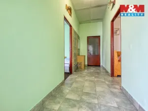 Prodej výrobních prostor, Černošín, 1100 m2