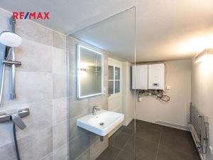 Pronájem kanceláře, Praha - Smíchov, U smíchovského hřbitova, 53 m2