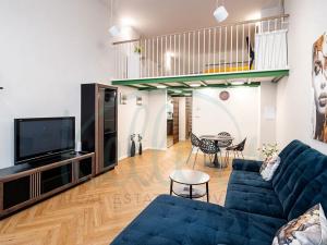 Prodej bytu 1+kk, Praha - Smíchov, Na Valentince, 66 m2