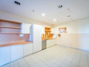 Pronájem kanceláře, Praha - Třebonice, Řevnická, 329 m2