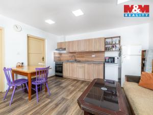 Prodej činžovního domu, Otrokovice - Kvítkovice, tř. Osvobození, 422 m2