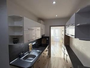 Pronájem bytu 1+kk, Zlín, Družstevní, 32 m2