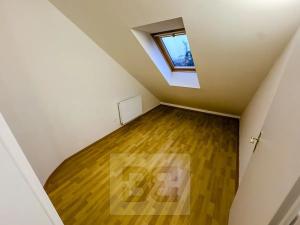 Pronájem bytu 2+kk, Praha - Hostavice, Jakubovská, 51 m2