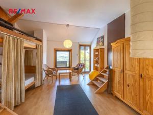 Prodej rodinného domu, Obora, 900 m2