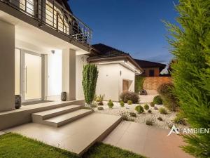 Prodej rodinného domu, Moravany, 360 m2