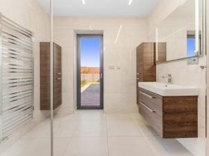 Prodej rodinného domu, Hodějice, 265 m2