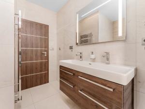 Prodej rodinného domu, Hodějice, 265 m2