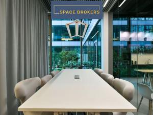 Pronájem kanceláře, Praha - Chodov, V parku, 3000 m2