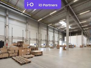 Pronájem skladu, Pardubice, Nádražní, 7823 m2