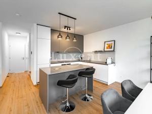 Prodej rodinného domu, Chýně, Cenomanská, 174 m2