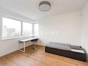 Prodej rodinného domu, Chýně, Cenomanská, 174 m2