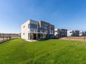 Prodej rodinného domu, Chýně, Cenomanská, 174 m2