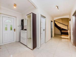 Prodej rodinného domu, Radějovice, 218 m2