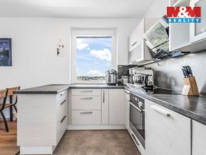 Prodej bytu 3+kk, Praha, Donovalská, 67 m2