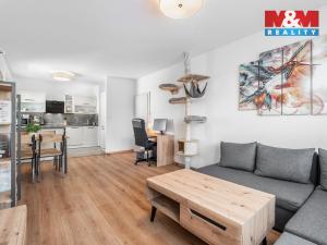 Prodej bytu 3+kk, Praha, Donovalská, 67 m2