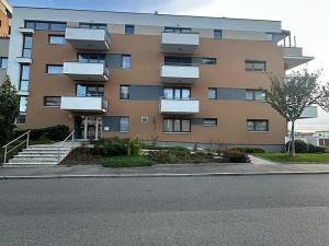 Pronájem bytu 2+kk, Praha - Kamýk, Zimova, 57 m2