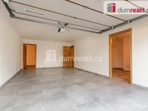 Pronájem vily, Praha, Slámova, 226 m2