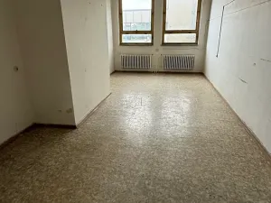 Pronájem skladu, Ostrava, Vratimovská, 577 m2