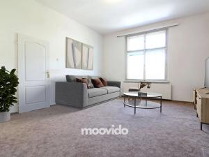 Prodej bytu 2+1, Praha - Libeň, náměstí Dr. Václava Holého, 80 m2