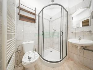 Pronájem bytu 2+kk, Praha - Vršovice, Madridská, 44 m2