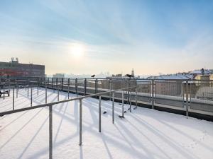 Pronájem bytu 2+kk, Praha - Vršovice, 28. pluku, 52 m2
