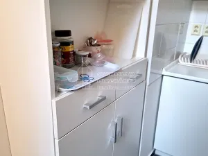 Pronájem kanceláře, Praha - Karlín, Prvního pluku, 67 m2