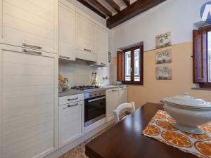 Prodej bytu 2+kk, Cortona, Itálie, 65 m2