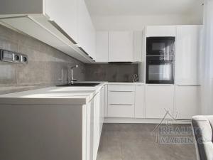 Prodej bytu 3+1, Příbram, náměstí 17. listopadu, 89 m2