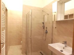 Pronájem bytu 1+kk, Plzeň, Nerudova, 33 m2