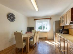 Prodej rodinného domu, Nové Strašecí, Polní, 166 m2