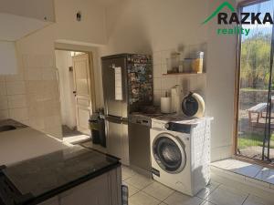 Prodej rodinného domu, Stráž, 220 m2