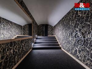 Pronájem restaurace, Benešov, Nádražní, 107 m2