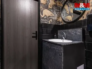 Pronájem restaurace, Benešov, Nádražní, 107 m2