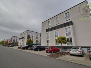 Pronájem bytu 2+kk, Jesenice, Cedrová, 65 m2
