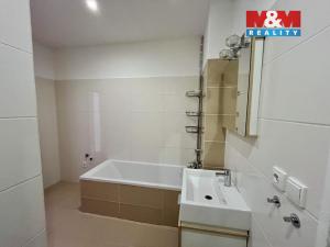 Pronájem bytu 2+1, Český Těšín, Hlavní třída, 56 m2