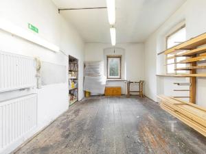 Prodej komerční nemovitosti, Lipovec, 670 m2