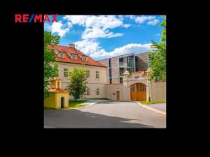 Pronájem garáže, Praha - Vokovice, Ke dvoru, 45 m2