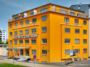 Pronájem kanceláře, Praha - Čakovice, Kostelecká, 15 m2