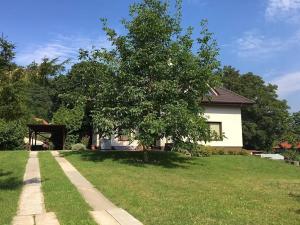 Pronájem rodinného domu, Praha - Sedlec, V Sedlci, 220 m2