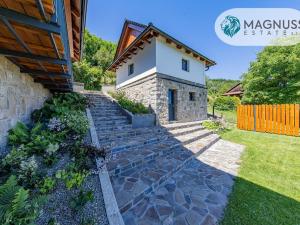 Prodej chaty, Dolní Lomná, 259 m2