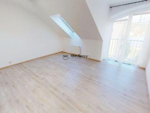 Pronájem bytu 2+kk, Strančice, Náměstí Emila Kolbena, 73 m2