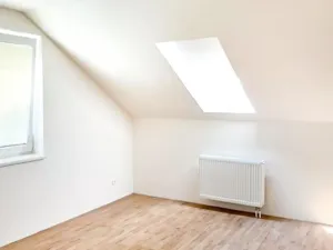 Prodej bytu 3+kk, Velim, Palackého, 77 m2