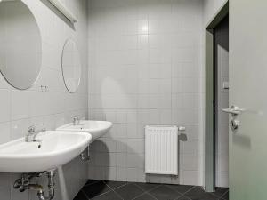 Pronájem kanceláře, Praha - Letňany, Veselská, 265 m2