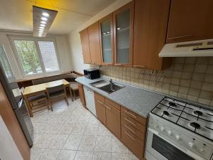 Pronájem bytu 3+1, Praha - Modřany, Levského, 78 m2