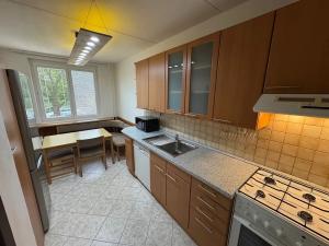 Pronájem bytu 3+1, Praha - Modřany, Levského, 78 m2
