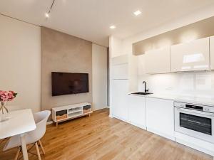 Pronájem bytu 2+kk, Praha - Nusle, Mojmírova, 40 m2