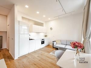 Pronájem bytu 2+kk, Praha - Nusle, Mojmírova, 40 m2